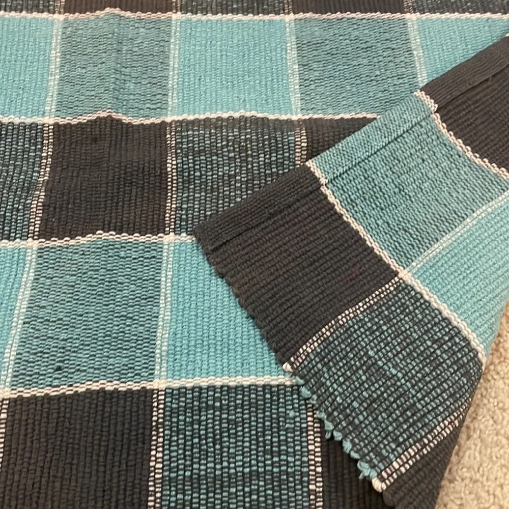 8 Nature’s portfolio accent rugs